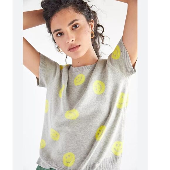 Anthropologie Gray and Yellow Smiley Face Blouse - Picture 3 of 9